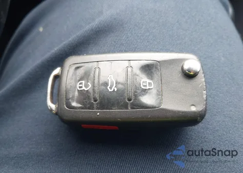 2014 Volkswagen Jetta 1.8T Se из США, поврежденный, VIN 3VWD17AJ7EM372483